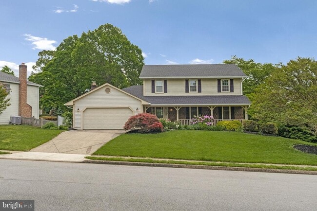 property at 2689 Glencroft Rd