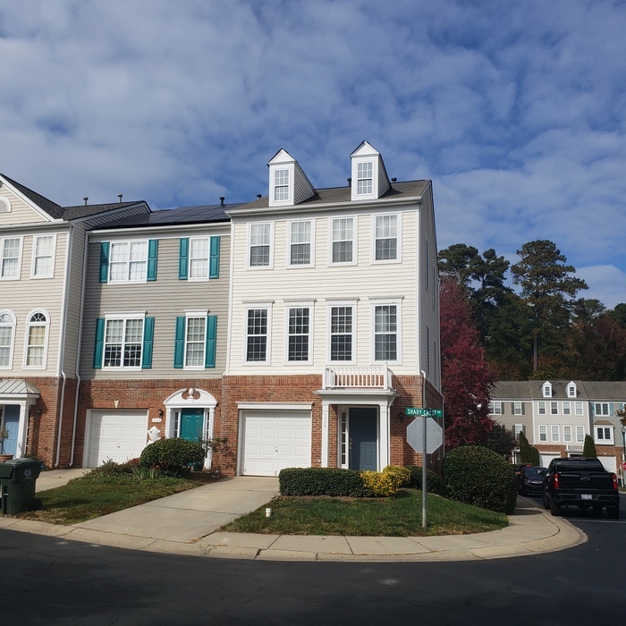 5520 Shady Crest Dr in Raleigh, NC - Building Photo