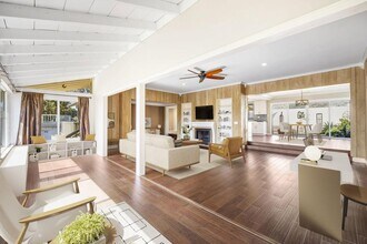 33 Vía Casitas in Bonsall, CA - Building Photo - Building Photo