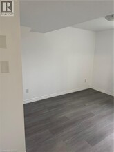 107 Victoria Ave N in Hamilton, ON - Building Photo - Building Photo