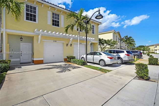 property at 1121 NW 41st Ln
