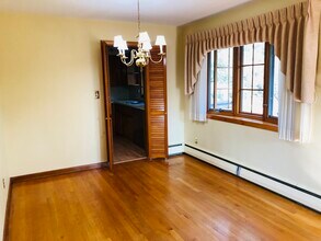3112 Belmont Ave in Vestal, NY - Building Photo - Building Photo