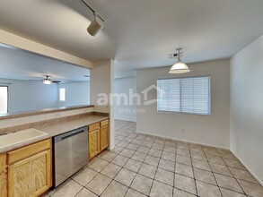 44744 W Paitilla Ln in Maricopa, AZ - Building Photo - Building Photo