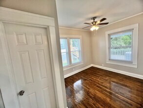 2101 Hoitt Ave in Knoxville, TN - Foto de edificio - Building Photo