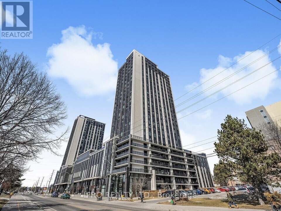 330-S-1330 Phillip St in Waterloo, ON - Building Photo