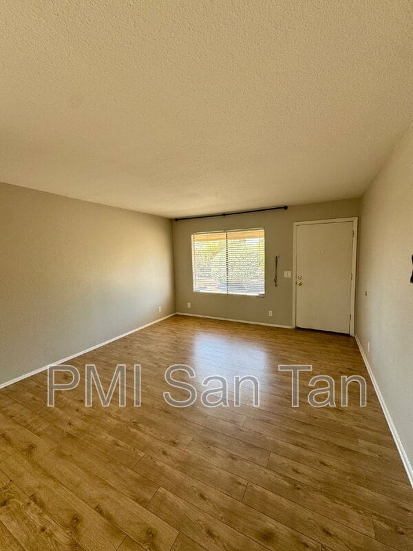 property at 1265 N Granite Reef Rd