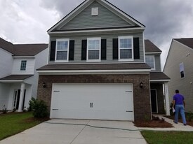 9925 Honeylocust Ln in North Charleston, SC - Building Photo