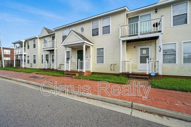 525 Columbia St in Portsmouth, VA - Building Photo - Building Photo