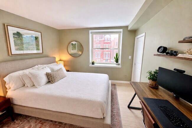 1920 S St NW, Unit #305 in Washington, DC - Building Photo - Building Photo