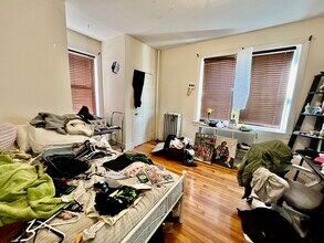 66 Egmont St, Unit 2 in Brookline, MA - Building Photo - Building Photo