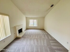 3220 E Ave S2 in Palmdale, CA - Building Photo - Building Photo