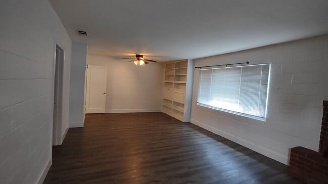 4600 Brand Way in Sacramento, CA - Building Photo - Building Photo