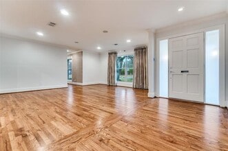 4526 Myerwood Ln in Dallas, TX - Building Photo - Building Photo