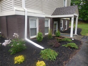 78 Duncan Ave in Cornwall On Hudson, NY - Foto de edificio - Building Photo