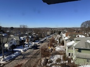 125 Trapelo Rd, Unit 34 in Belmont, MA - Foto de edificio - Building Photo