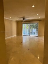 9301 SW 92nd Ave, Unit B212 in Miami, FL - Building Photo - Building Photo
