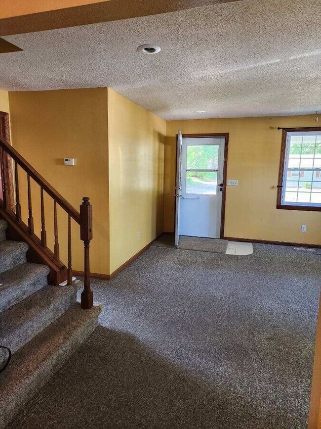 811 W Peck St in Whitewater, WI - Building Photo - Building Photo