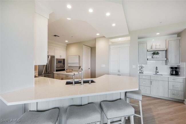 4801 Island Pond Ct