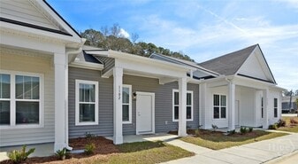 300 GA-30 in Port Wentworth, GA - Building Photo