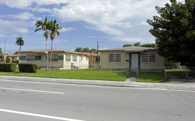 Alsips Trailer Park in West Miami, FL - Building Photo - Building Photo