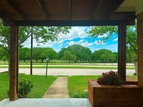 2136 Van Cleave Dr in Dallas, TX - Building Photo - Building Photo