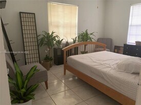 12215 NE 9th Ave in North Miami, FL - Building Photo