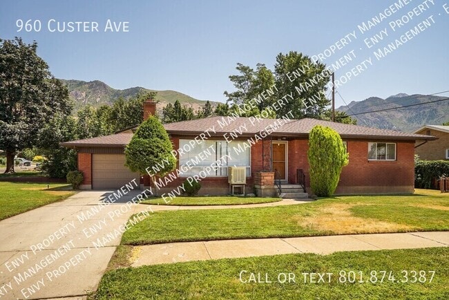 property at 960 Custer Ave