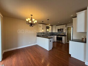 267 Capitol Dr in Sugar Grove, IL - Building Photo - Building Photo