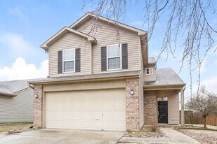 9771 Jackson Way in Avon, IN - Building Photo
