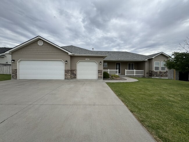 property at 1489 E 15th N