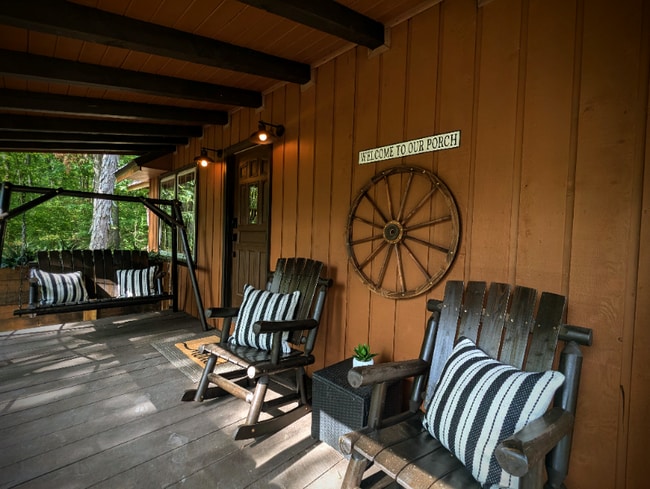 property at 1115 Bear Creek Pike