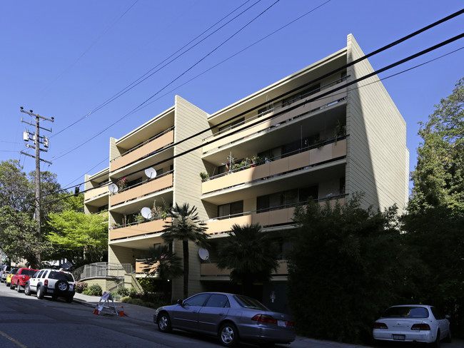 Linda Glen Apartments in Oakland, CA - Building Photo - Building Photo