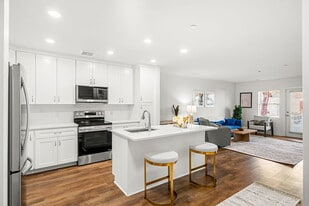 Mount Auburn Apartments in Auburn, ME - Building Photo