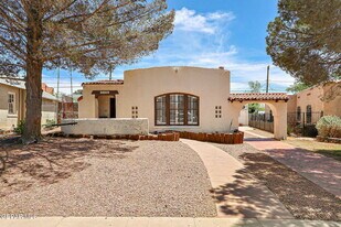 1104 Madeline Dr in El Paso, TX - Building Photo