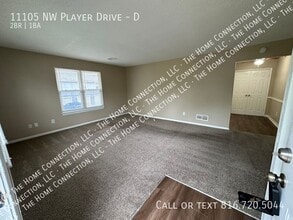 11105 NW Player Dr in Parkville, MO - Building Photo - Building Photo