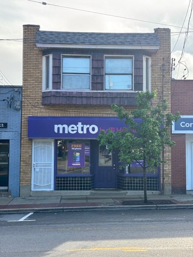 2825 Brownsville Rd in Pittsburgh, PA - Building Photo - Building Photo