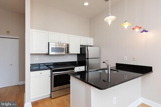 315 Arch St in Philadelphia, PA - Foto de edificio - Building Photo