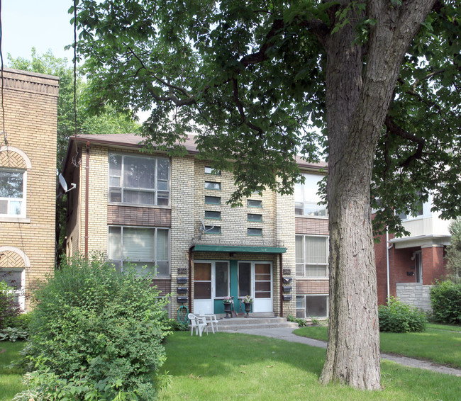 249 High Park Ave in Toronto, ON - Building Photo - Primary Photo