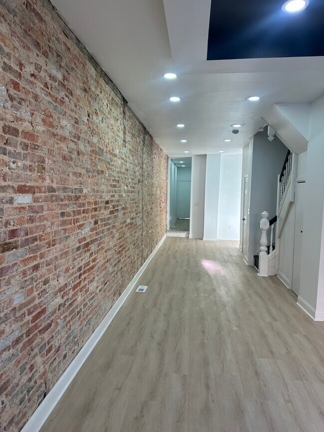 1417 Madison Ave in Baltimore, MD - Building Photo - Building Photo