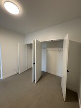 32828 Landeau Pl in Abbotsford, BC - Building Photo - Building Photo