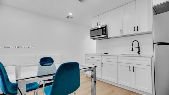 property at 32 SW 9th St