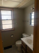 209 W 23rd St, Unit 2 in Chicago, IL - Building Photo - Building Photo