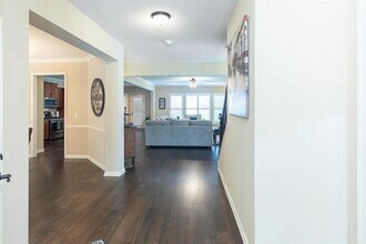 8580 Village School Dr in Cumming, GA - Building Photo - Building Photo
