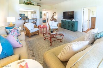 15087 Royal Fern Ct in Naples, FL - Building Photo - Building Photo