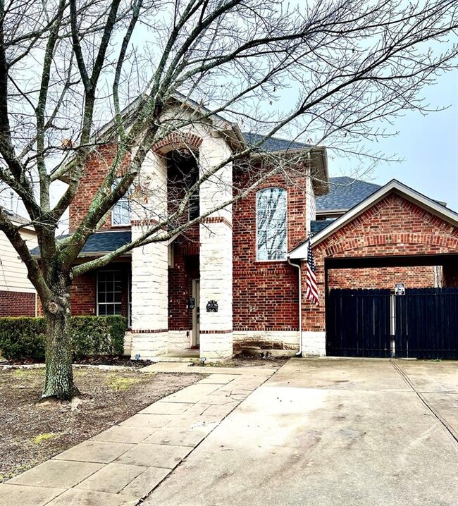 1047 Giberson Way in Buda, TX - Building Photo - Building Photo