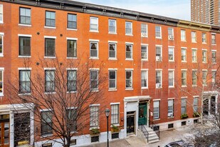 1625 Spruce St in Philadelphia, PA - Building Photo