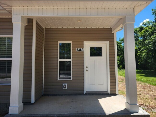 836 E 21st St-Unit -Unit B in Hopkinsville, KY - Building Photo - Building Photo