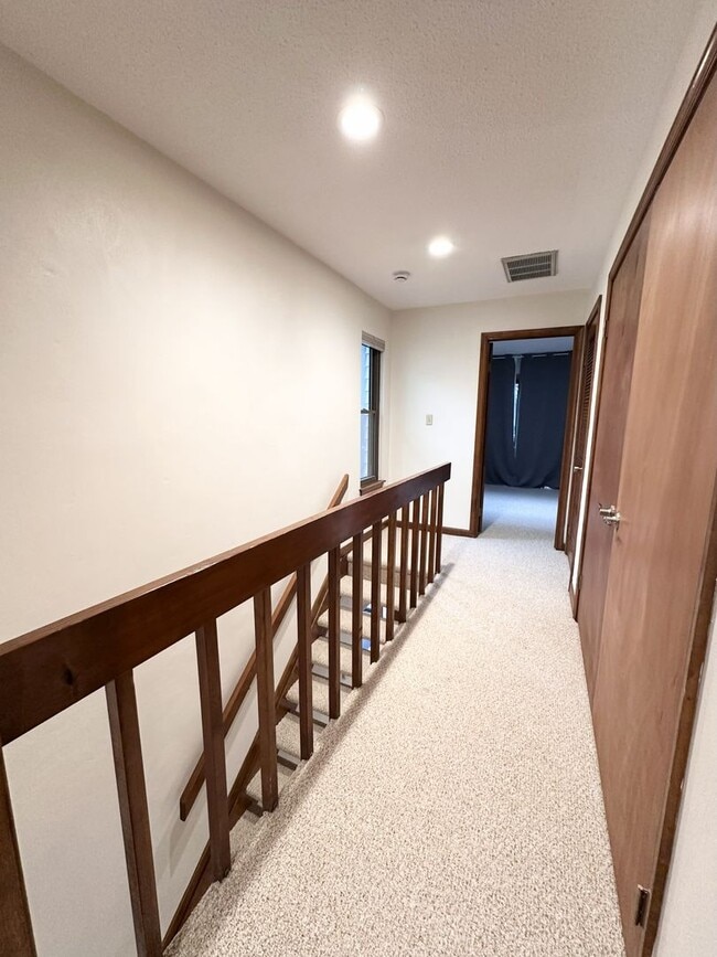 2363 Madison Ave in Virginia Beach, VA - Building Photo - Building Photo