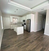 2001 Jackson St, Unit 4 in Weslaco, TX - Foto de edificio - Building Photo