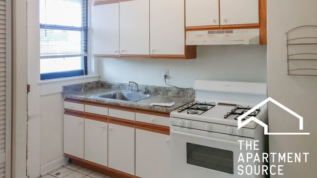 1953 W Winnemac Ave, Unit 3